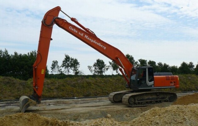 挖機(jī)加長臂廠家、挖掘機(jī)加長臂定做、挖掘機(jī)加長臂改裝