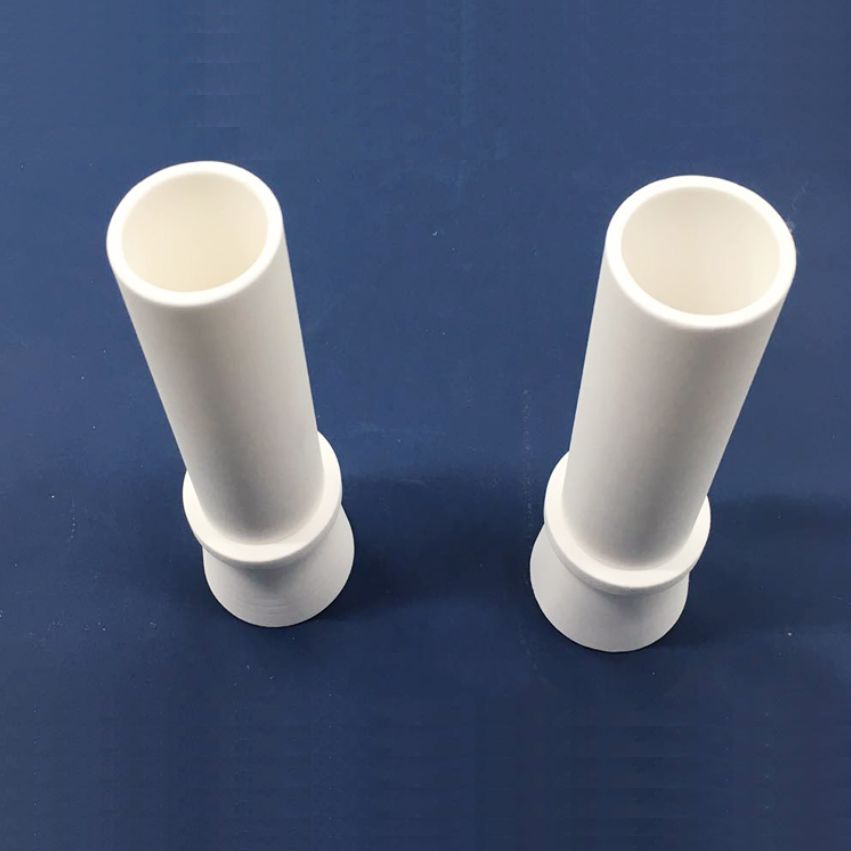 【順鵬新材料】氧化鋁耐磨管道的特點(diǎn)及應(yīng)用